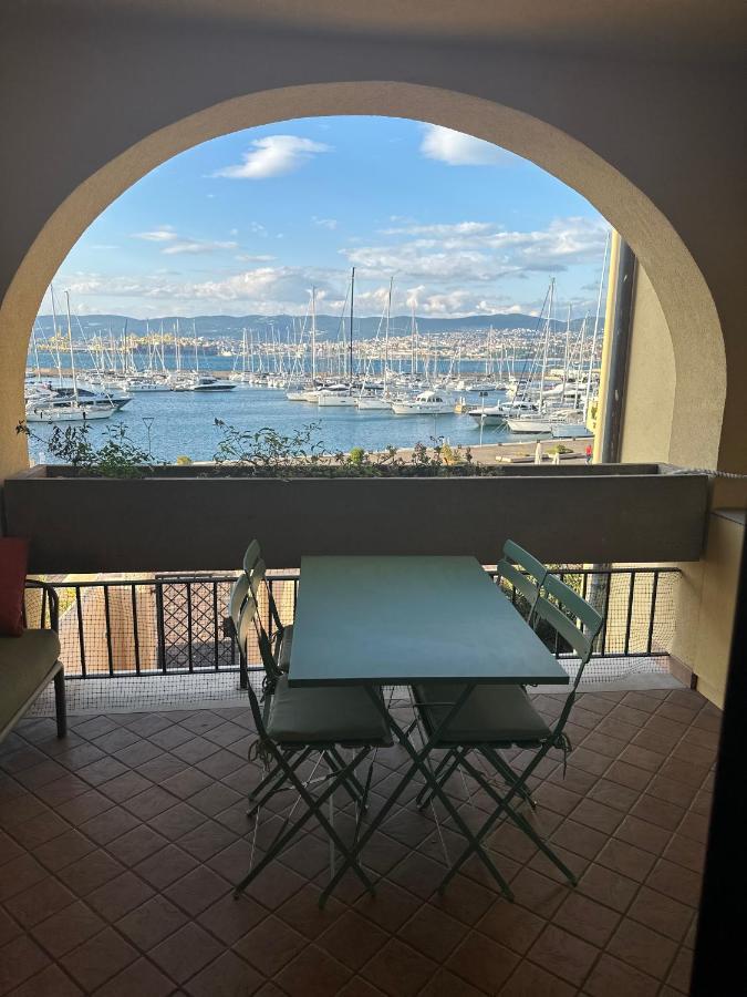 Al Porticciolo Apartment Muggia Exterior photo